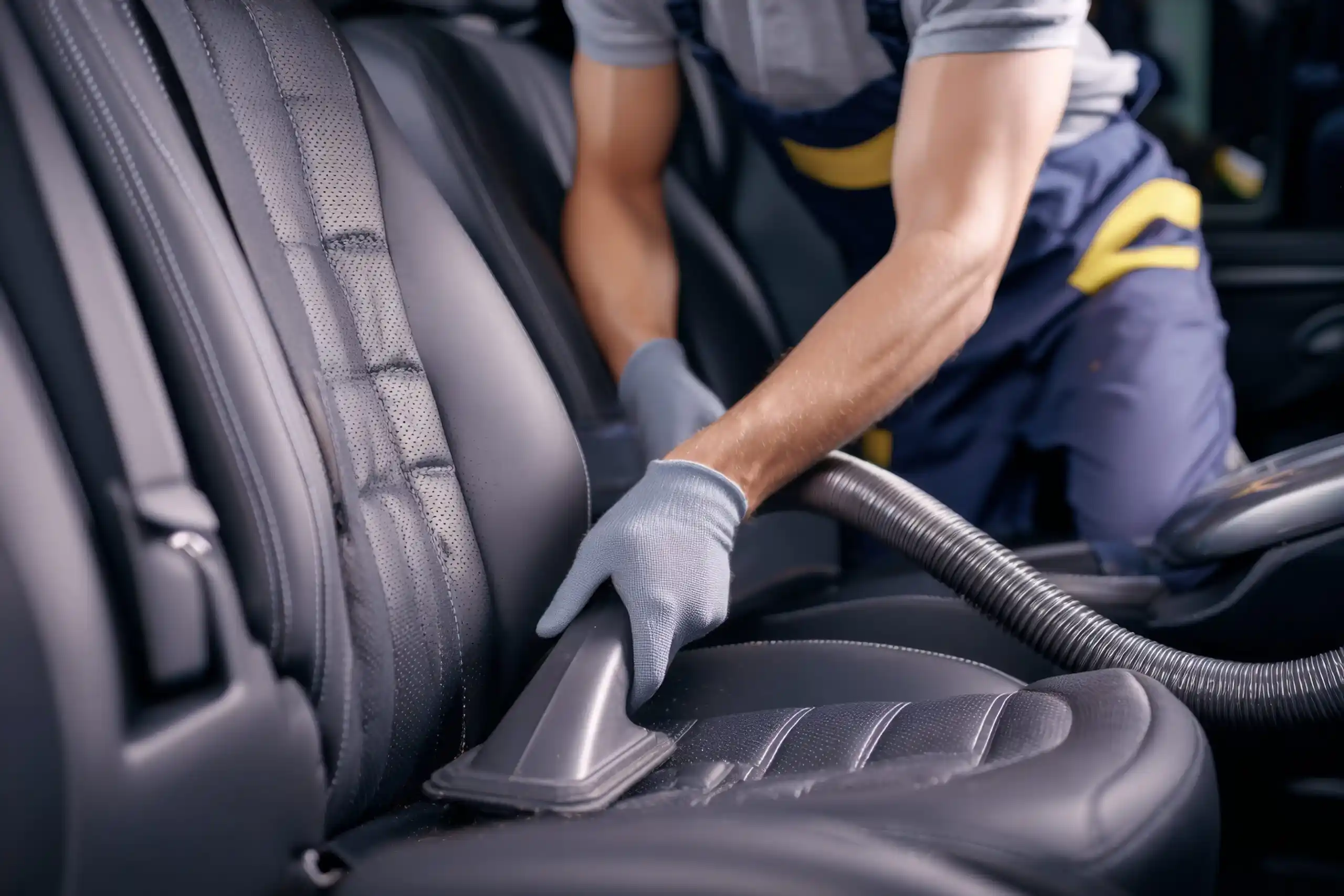 Full car detailing service